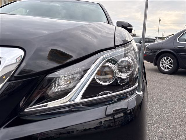 Toyota Crown Majesta
