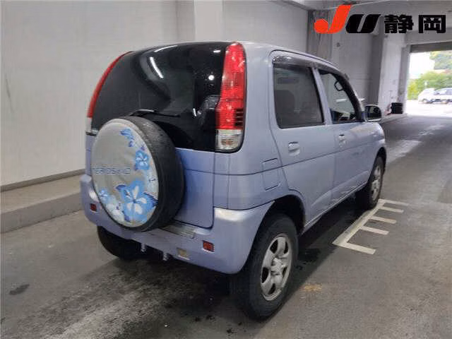 DAIHATSU TERIOS KID