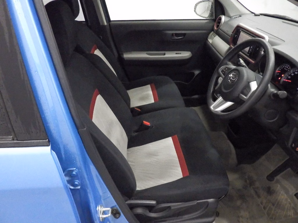 DAIHATSU BOON