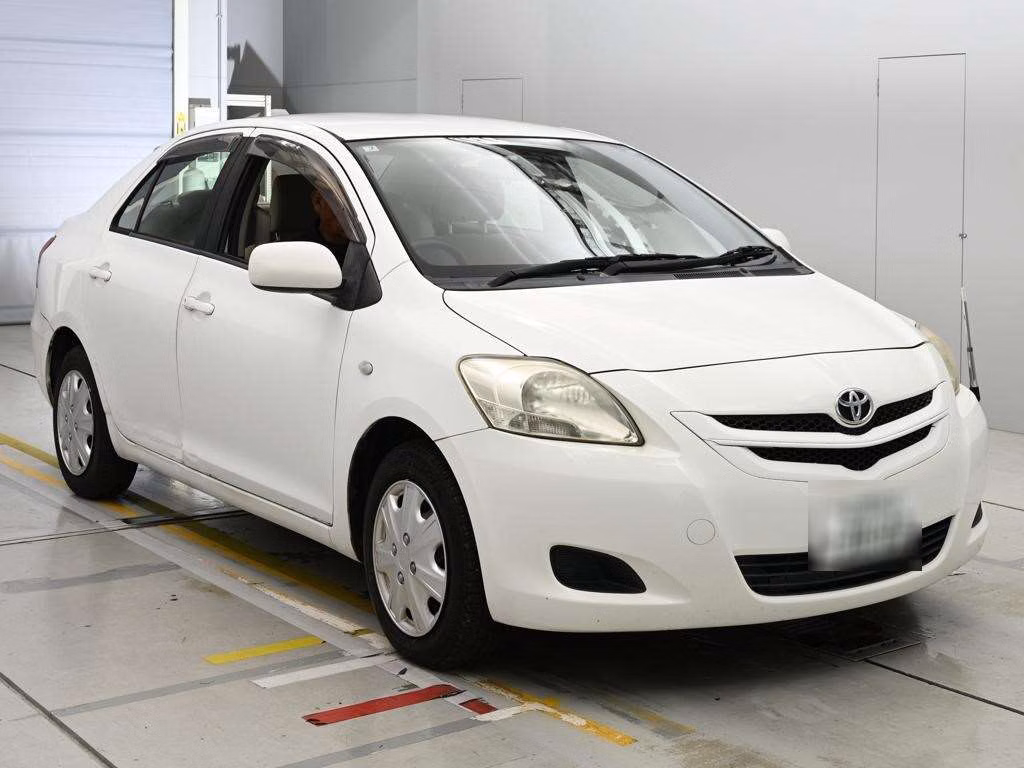 TOYOTA BELTA