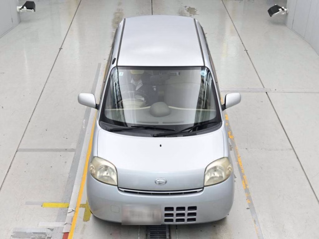Daihatsu Esse
