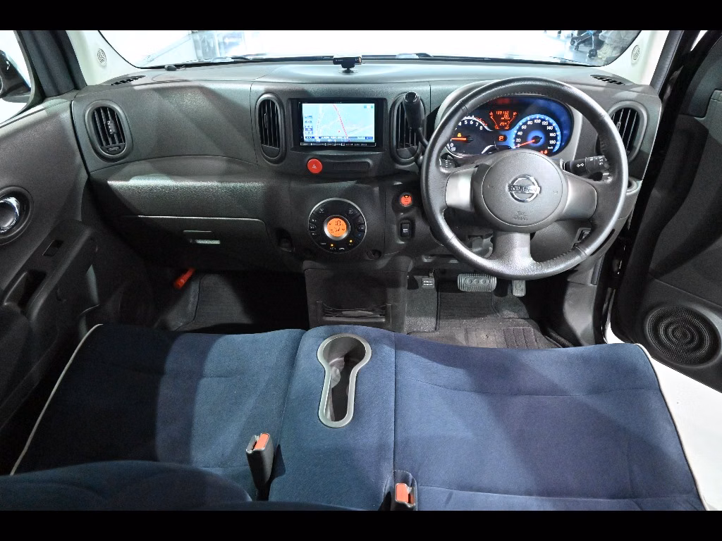 NISSAN CUBE