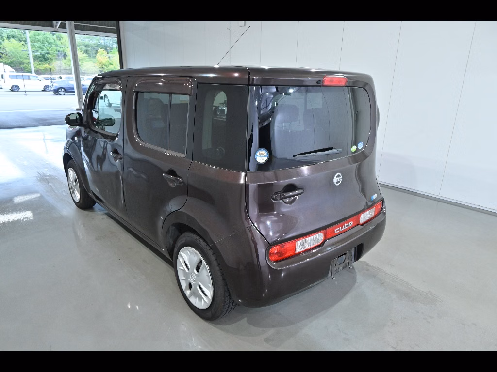 NISSAN CUBE
