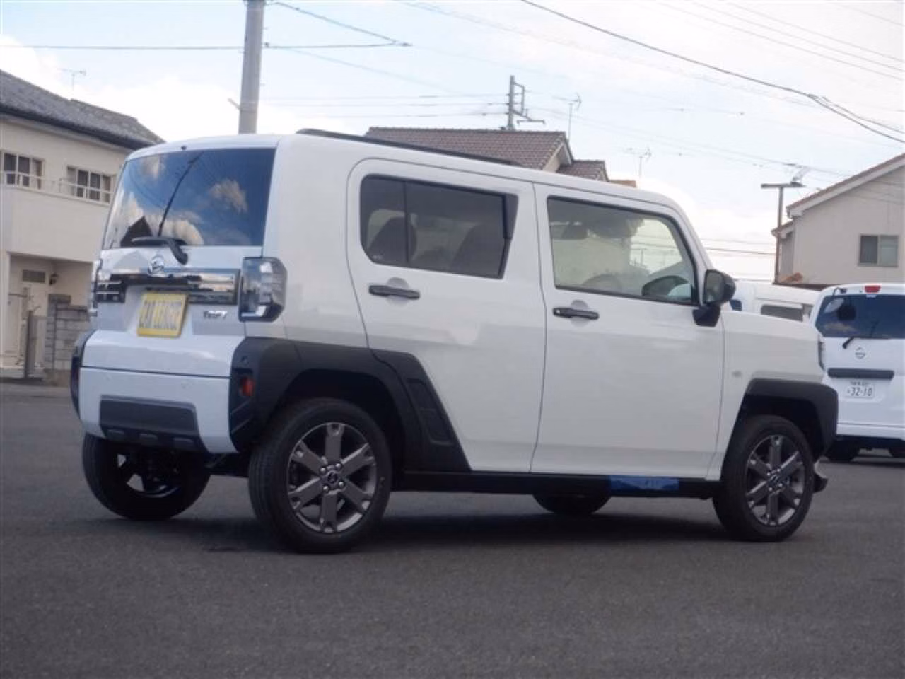 DAIHATSU TAFT