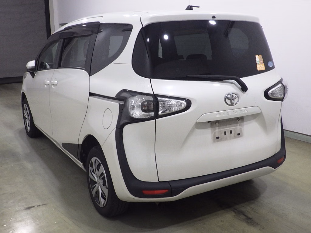 TOYOTA SIENTA