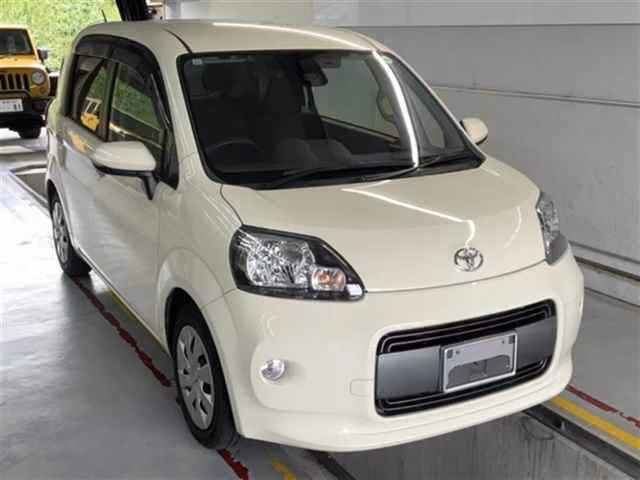 TOYOTA PORTE
