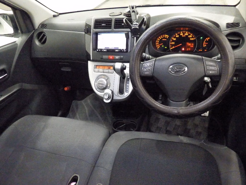 DAIHATSU MIRA