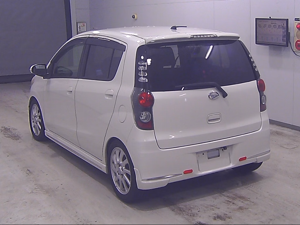 DAIHATSU MIRA