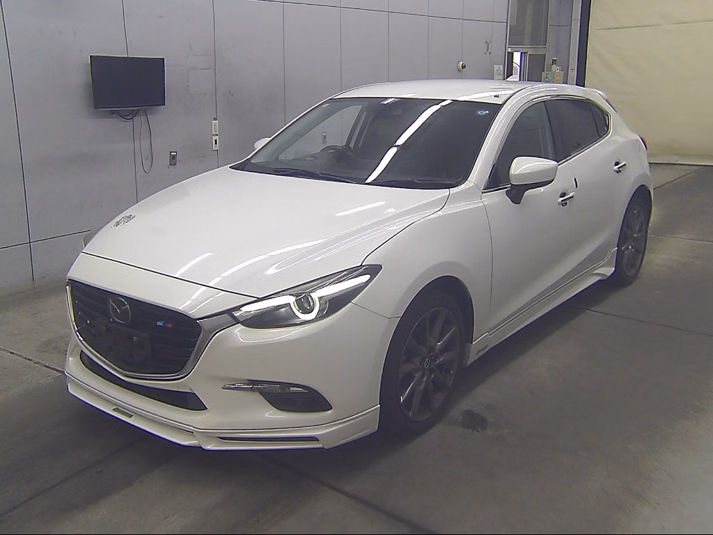 MAZDA AXELA