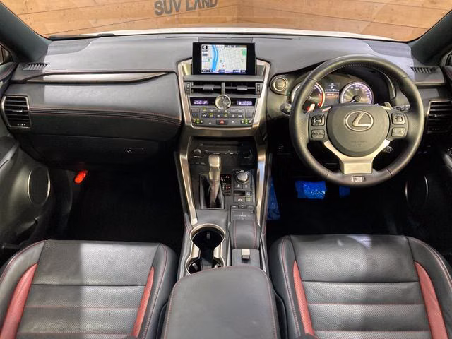 Lexus NX200t