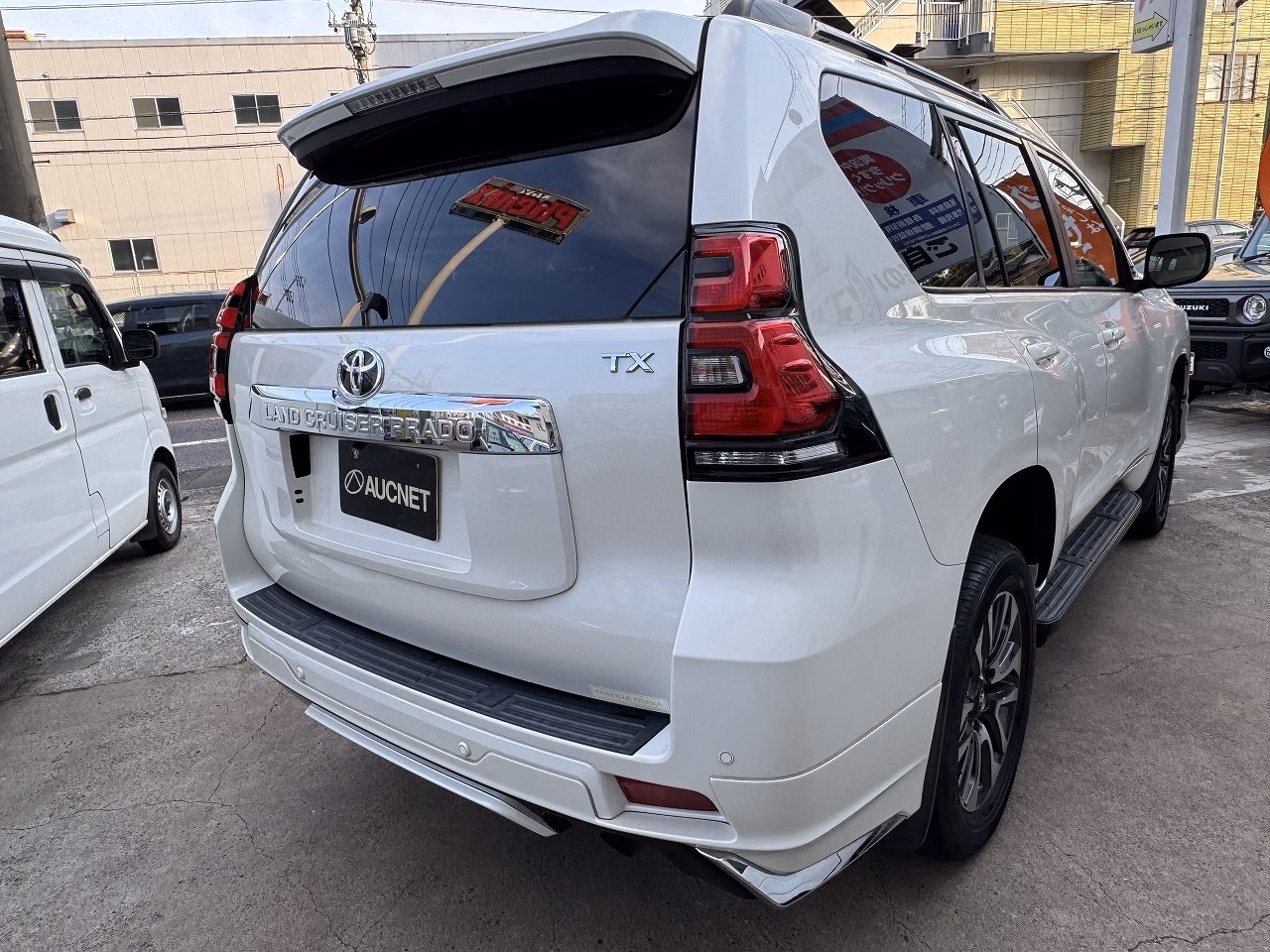 TOYOTA LAND CRUISER PRADO