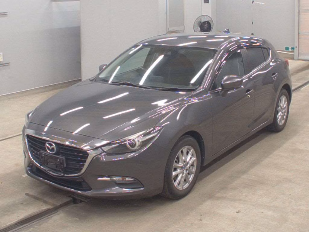 MAZDA AXELA