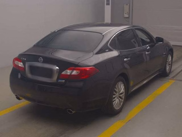 Nissan Cima