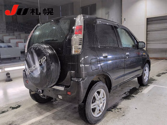 DAIHATSU TERIOS KID