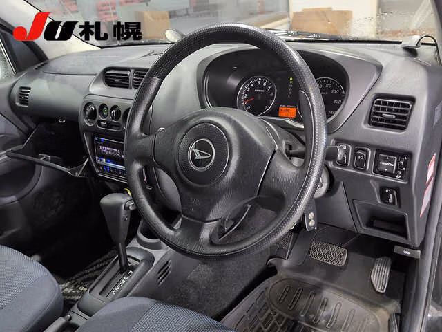 DAIHATSU TERIOS KID