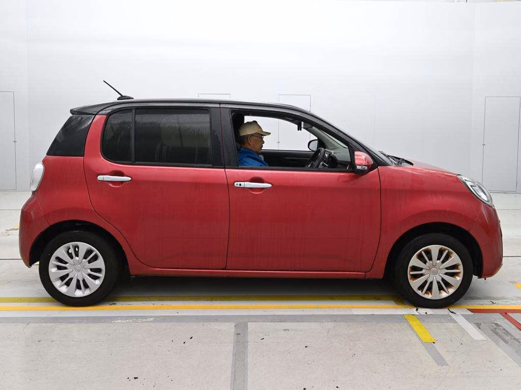 TOYOTA PASSO