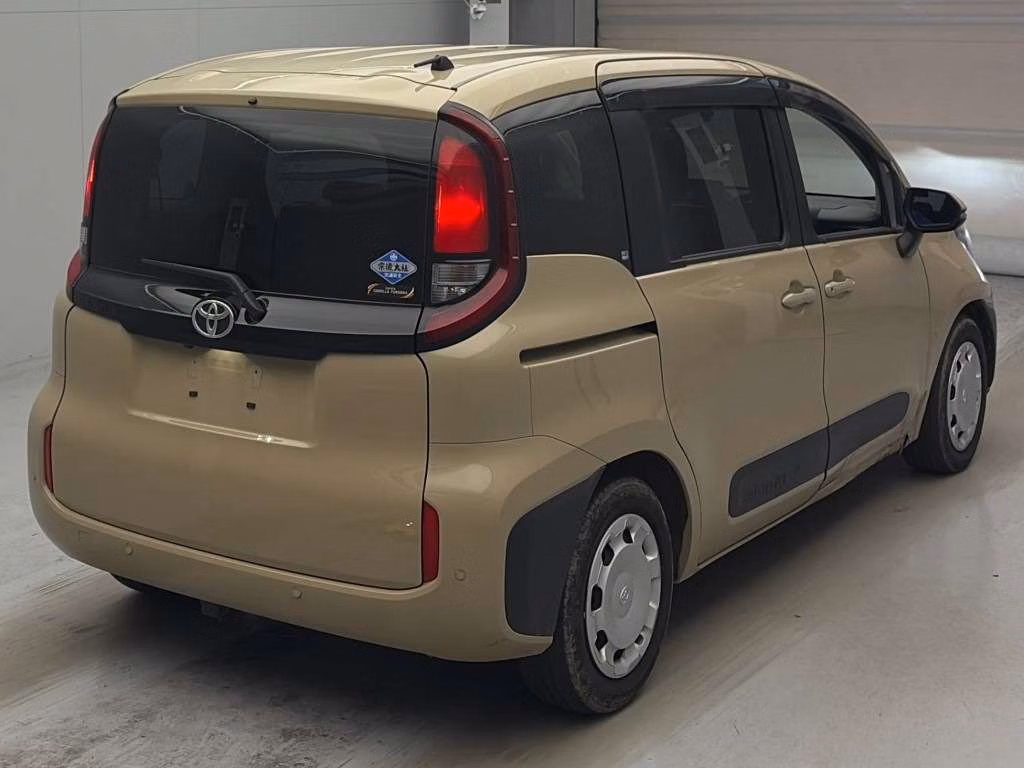 TOYOTA SIENTA