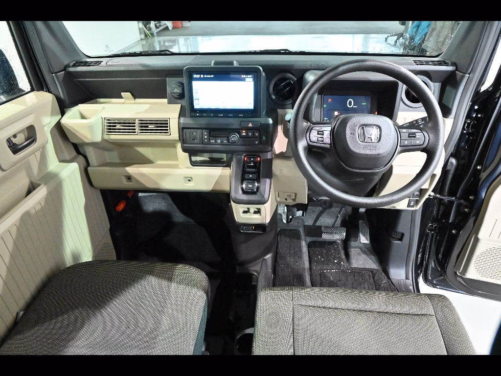 HONDA N-VAN