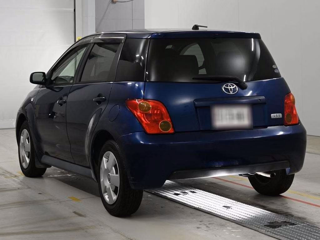 TOYOTA IST