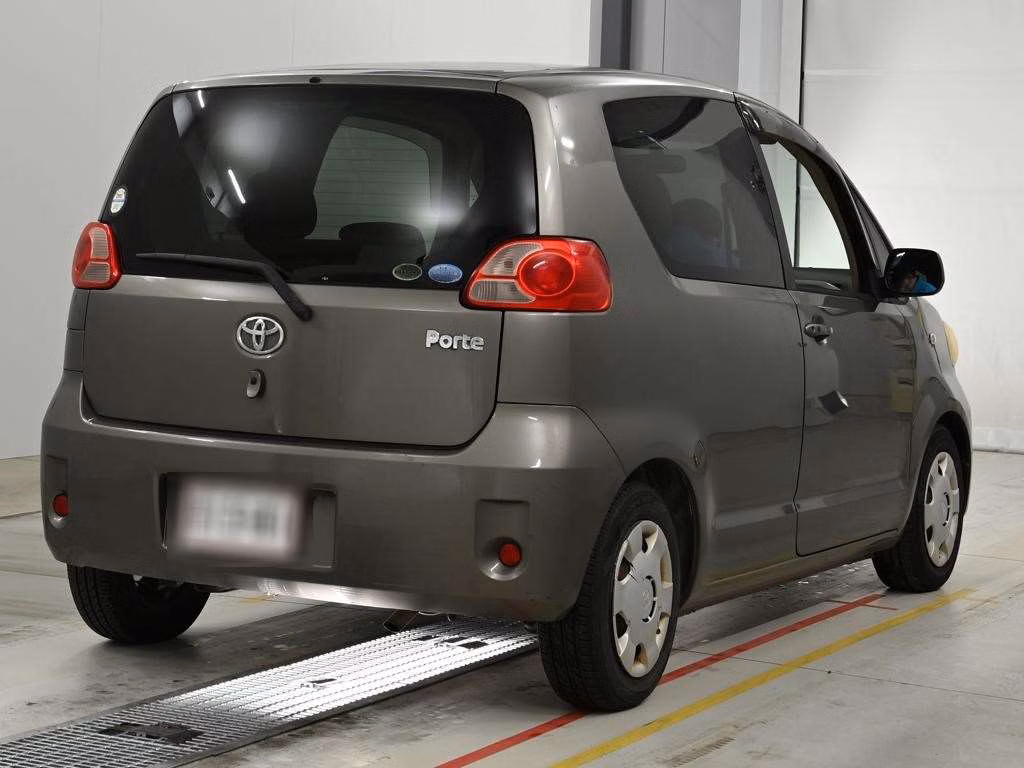 TOYOTA PORTE