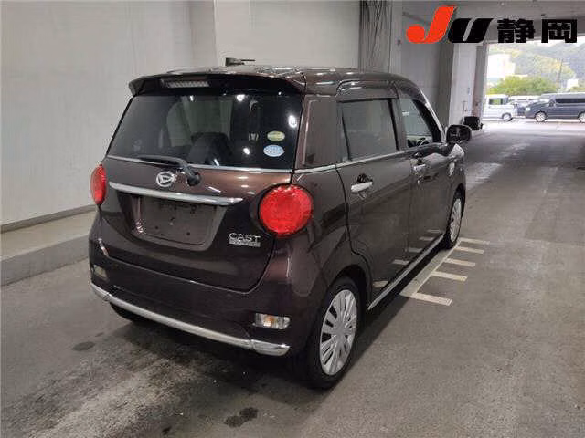 DAIHATSU CAST