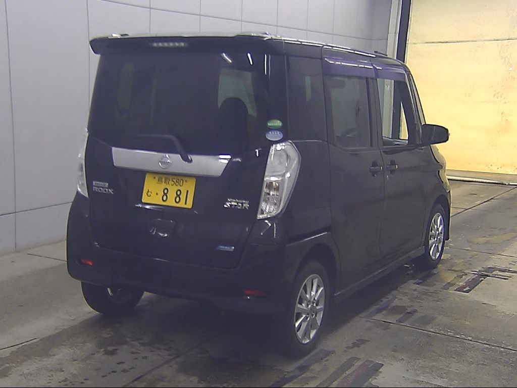 NISSAN DAYZ ROOX