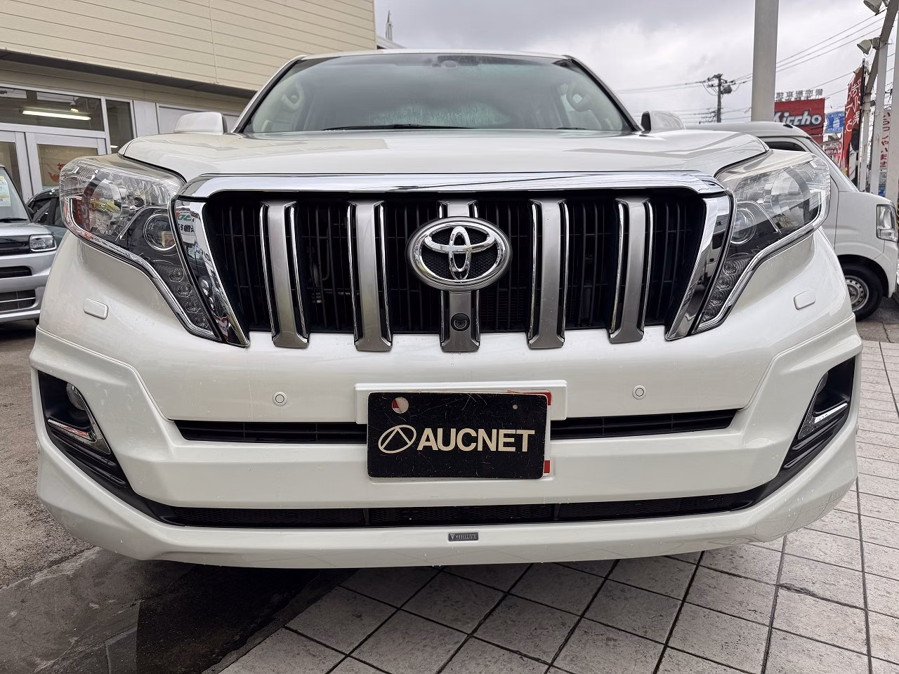 TOYOTA LAND CRUISER PRADO