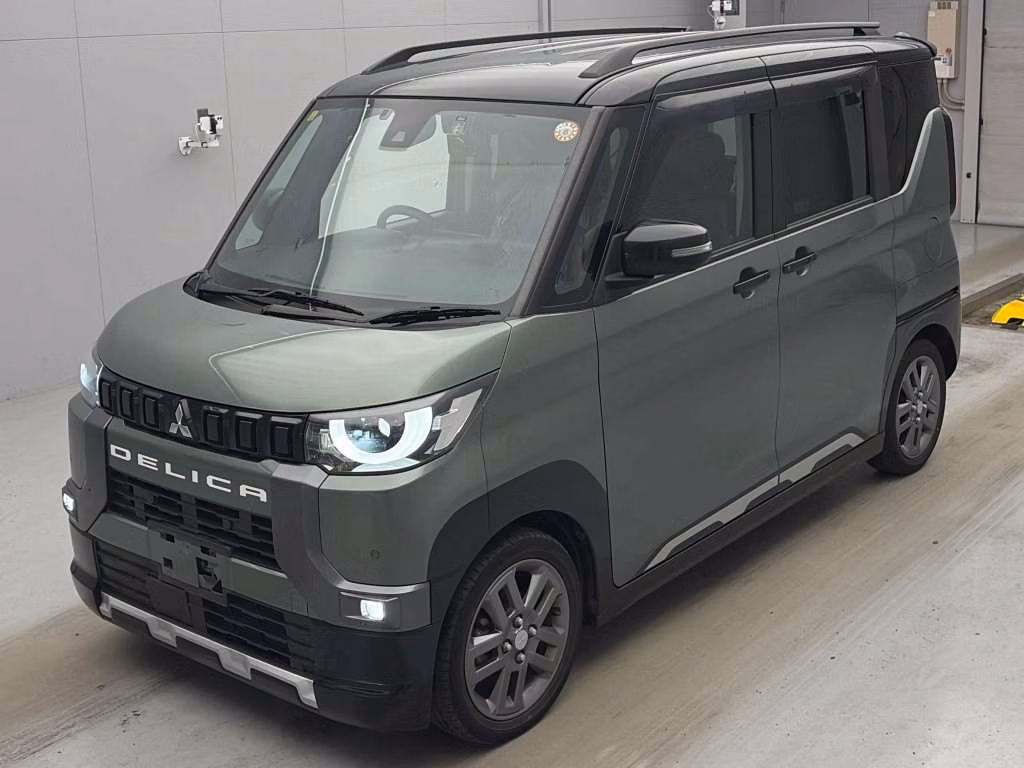 Mitsubishi Delica Mini