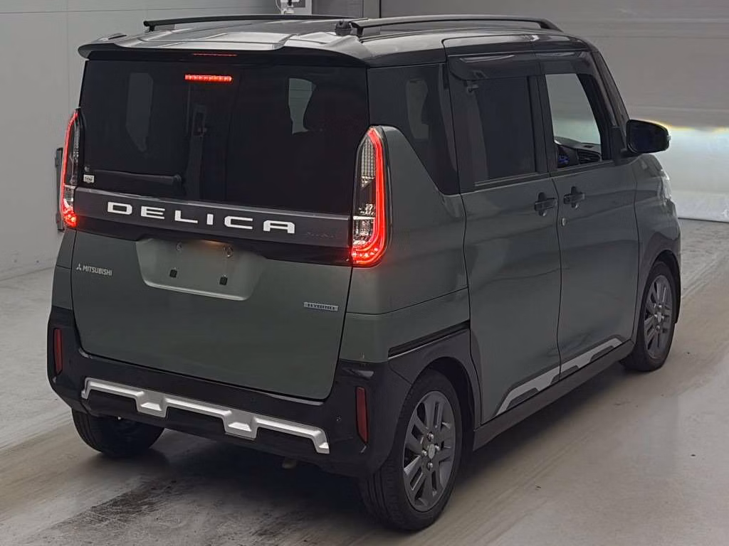 MITSUBISHI DELICA MINI