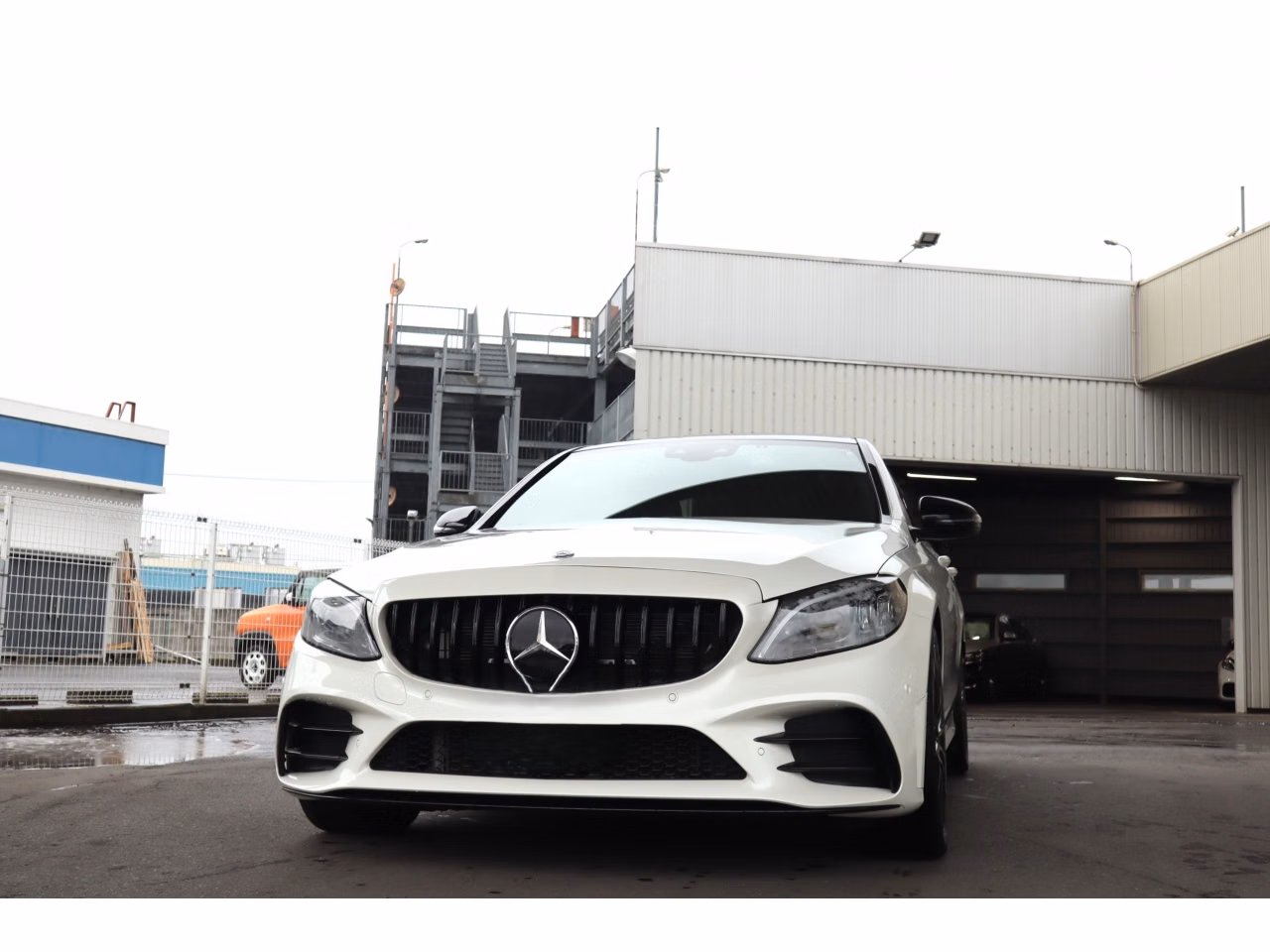 Mercedes-Benz C-Class