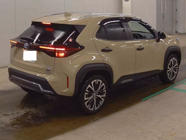 TOYOTA YARIS CROSS