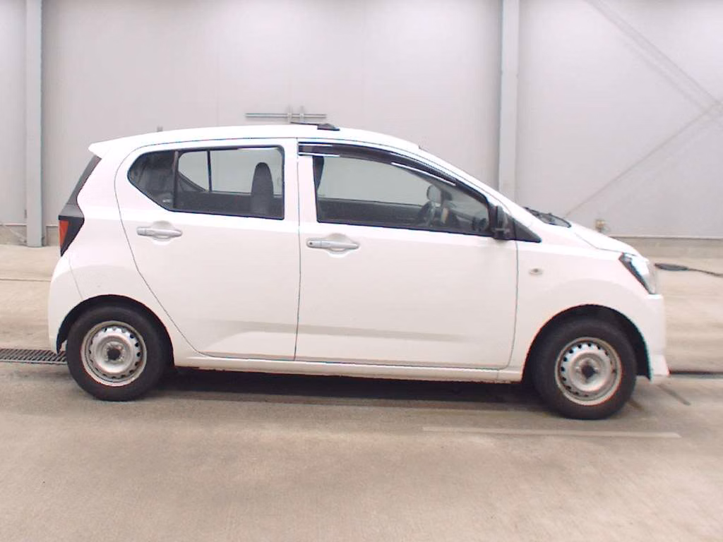 TOYOTA PIXIS EPOCH