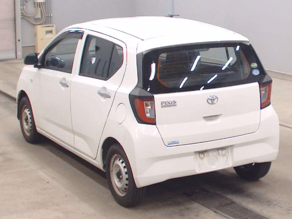 TOYOTA PIXIS EPOCH