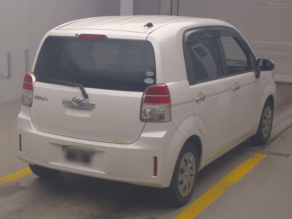 TOYOTA SPADE