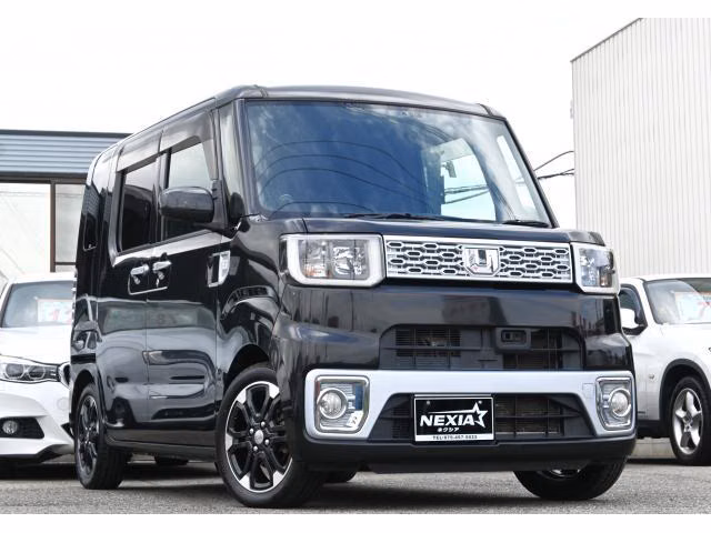DAIHATSU WAKE
