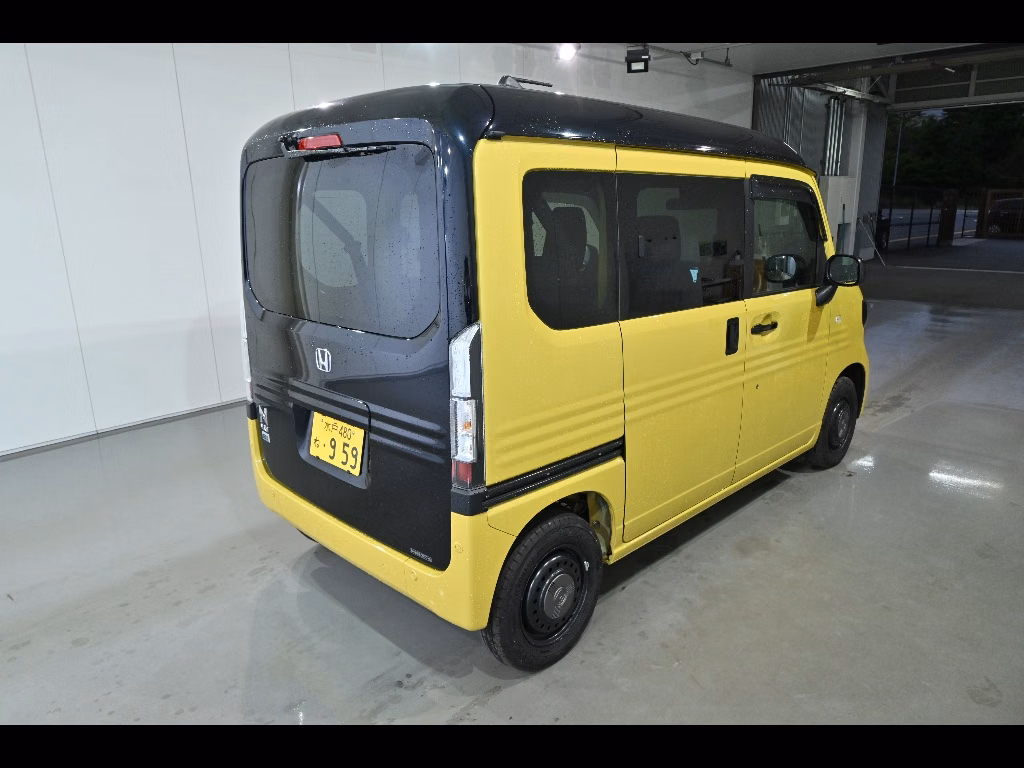 HONDA N-VAN