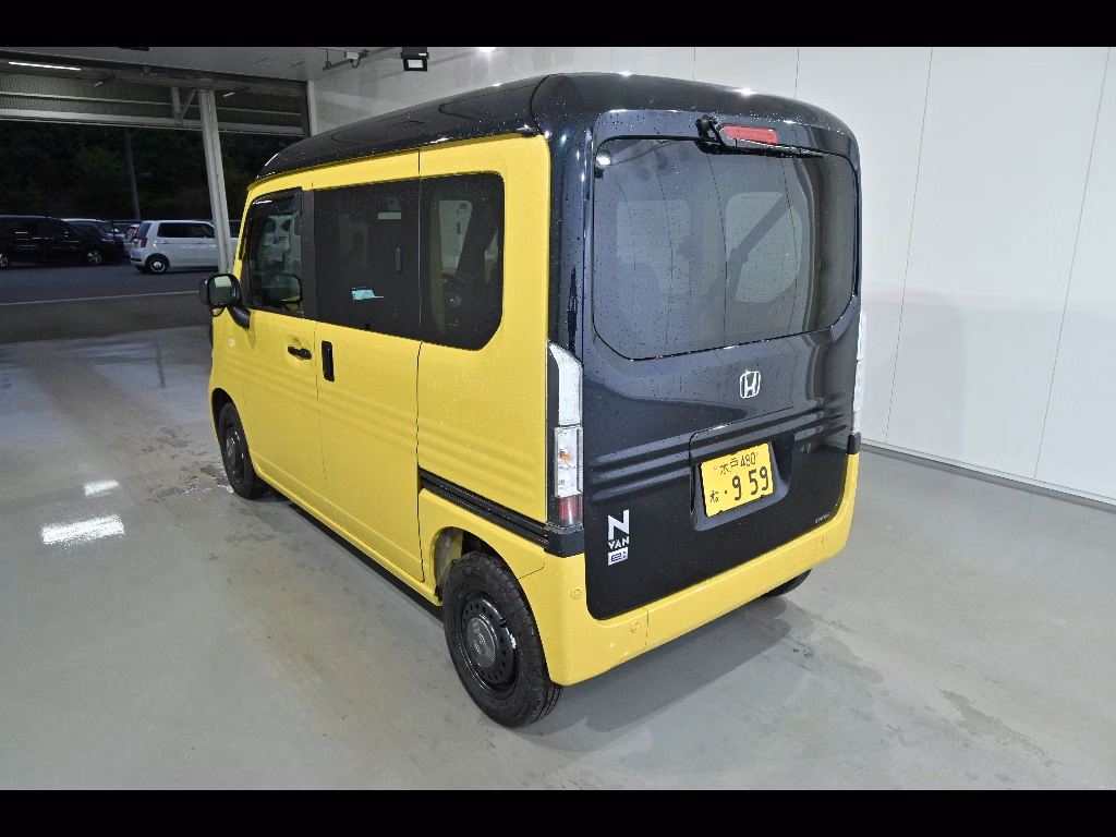 HONDA N-VAN