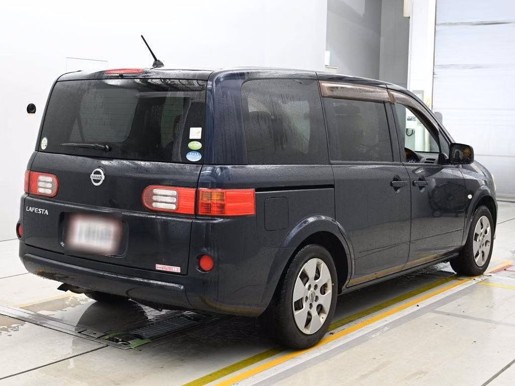 NISSAN LAFESTA