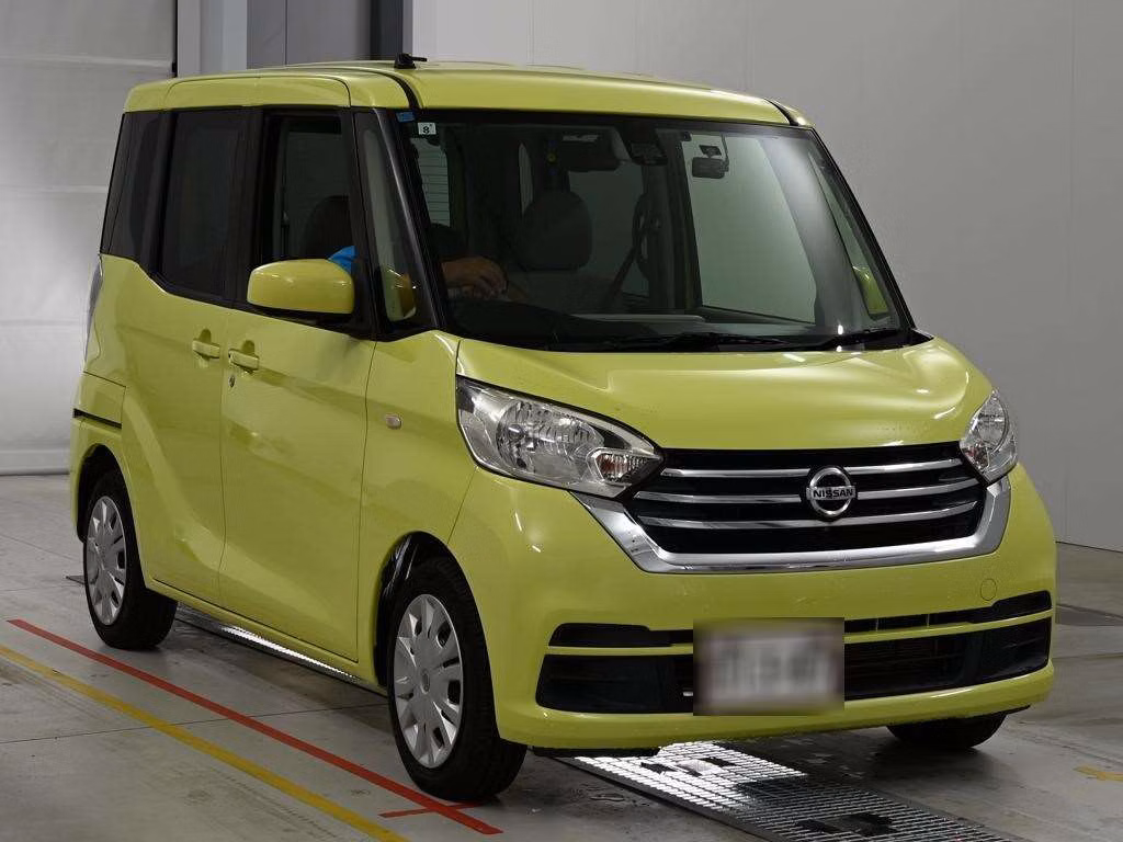NISSAN DAYZ ROOX