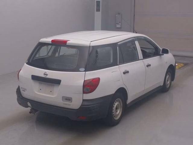 Nissan AD