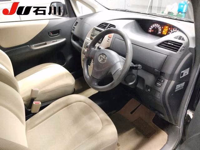 TOYOTA RACTIS