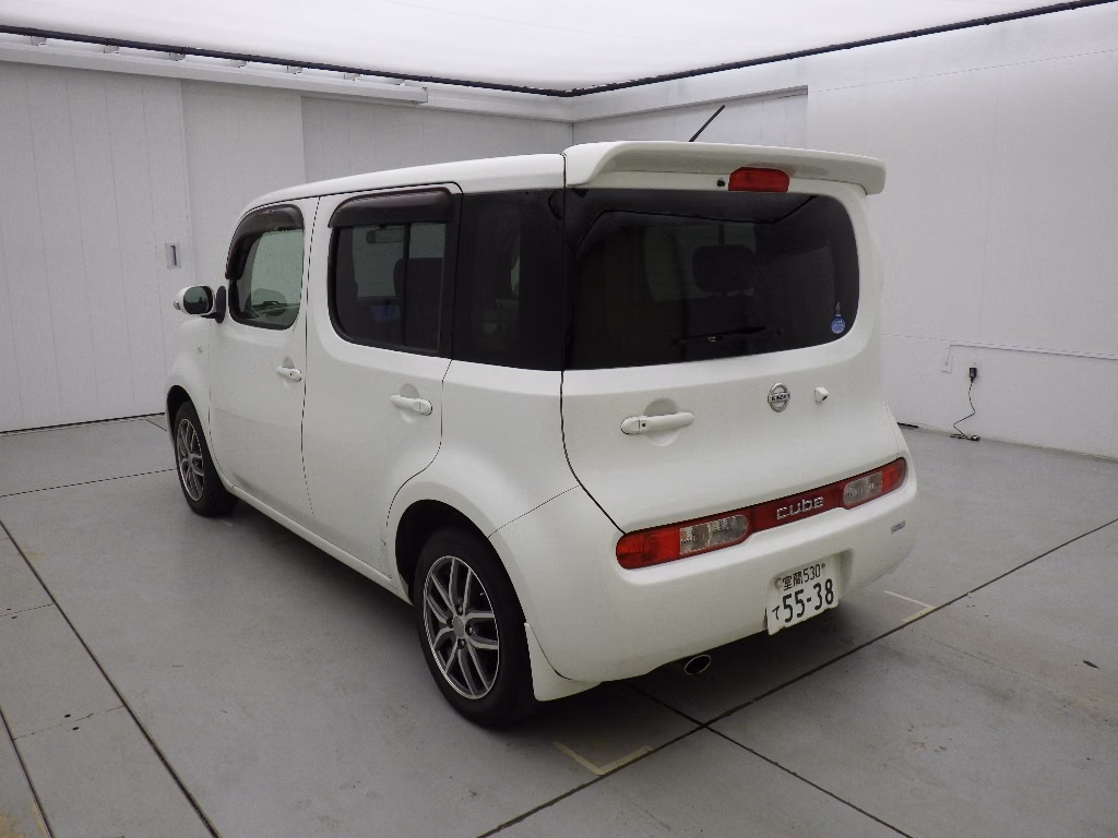 NISSAN CUBE