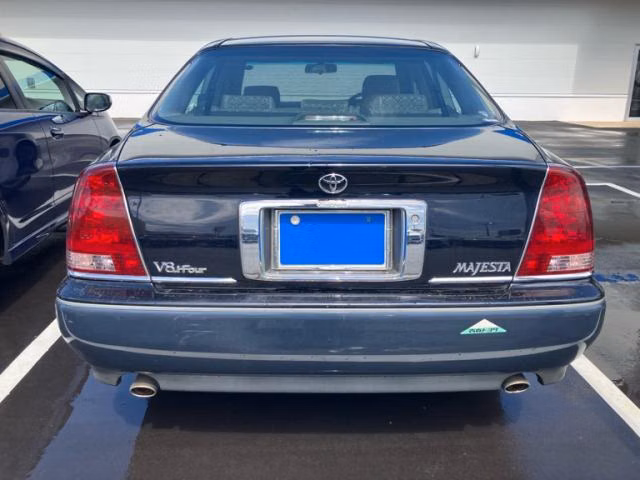 Toyota Crown Majesta