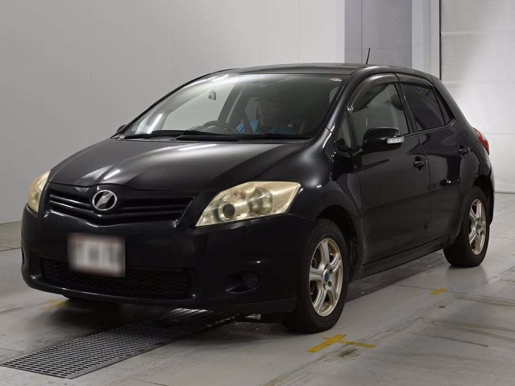 TOYOTA AURIS