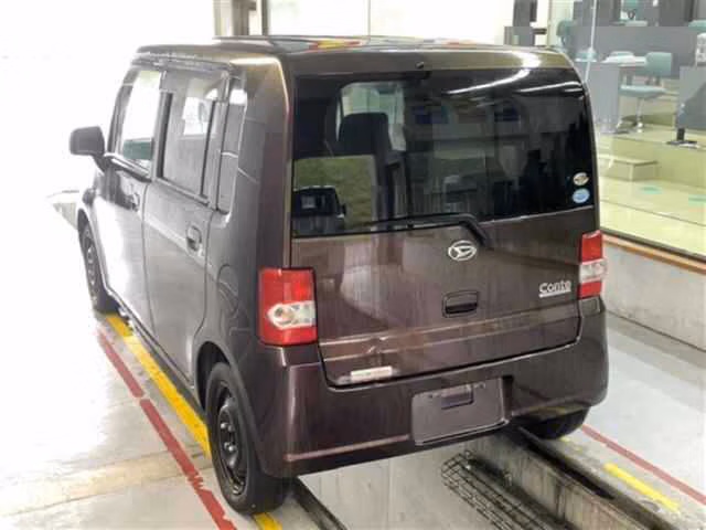 DAIHATSU MOVE CONTE