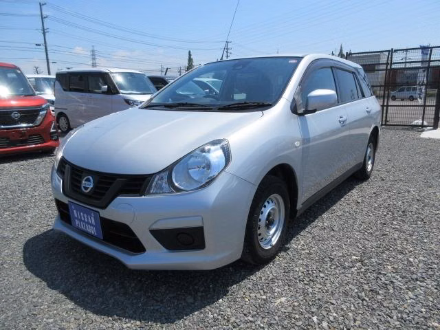 Nissan AD