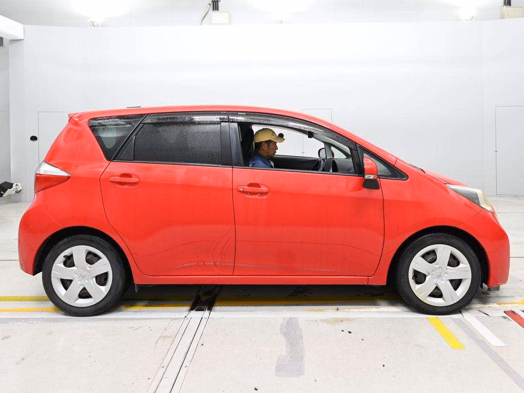 TOYOTA RACTIS