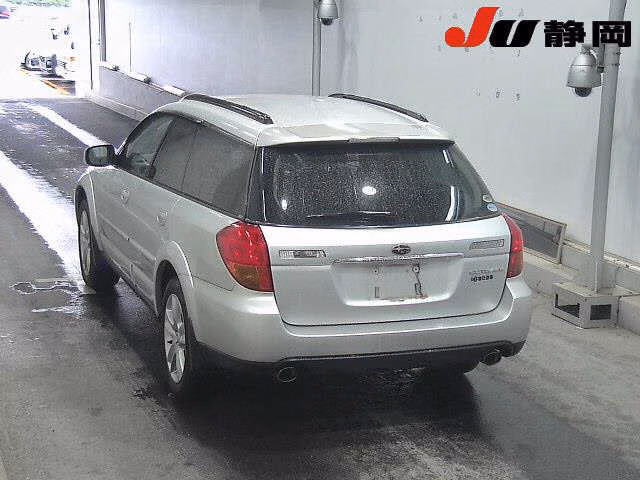 SUBARU OUTBACK