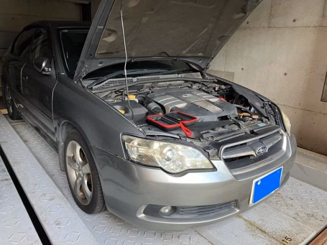 SUBARU LEGACY B4
