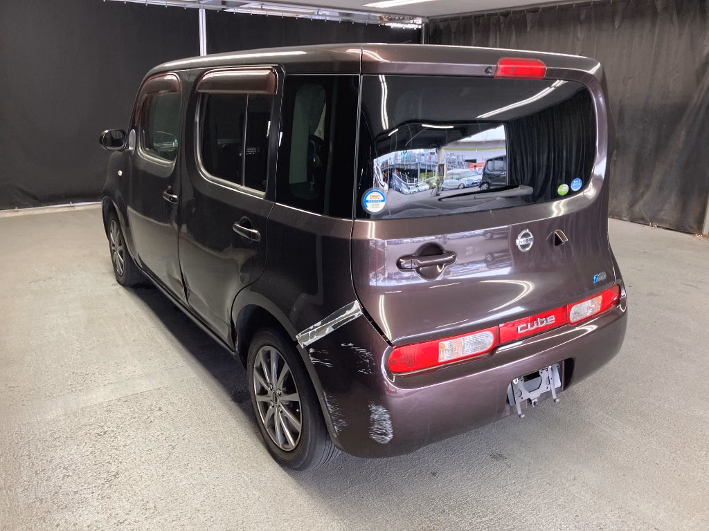 NISSAN CUBE